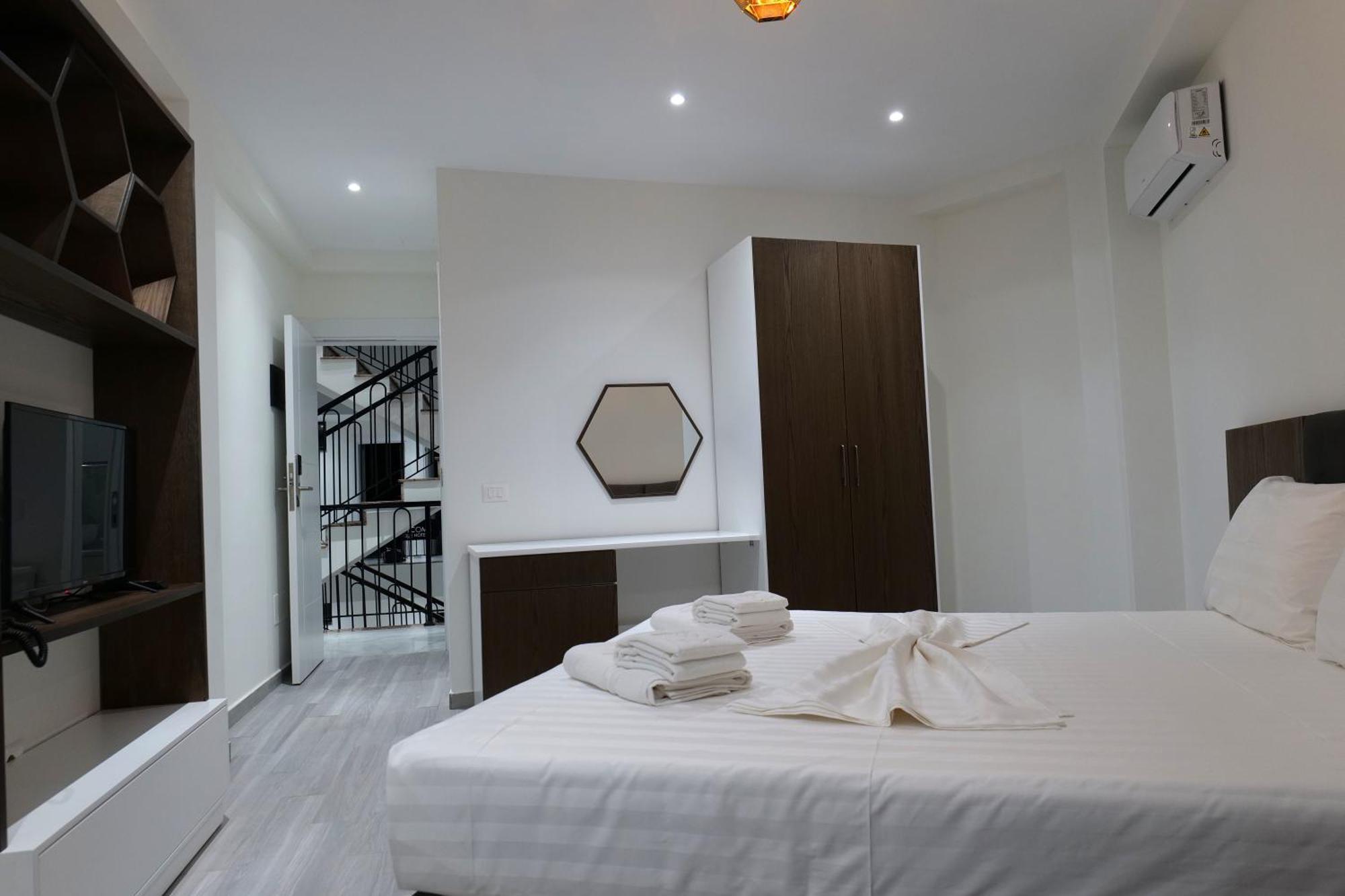 The Honeycomb Boutique Hotel Golem  Zewnętrze zdjęcie